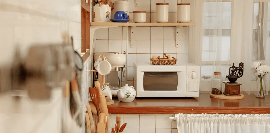 how many watts does a microwave use