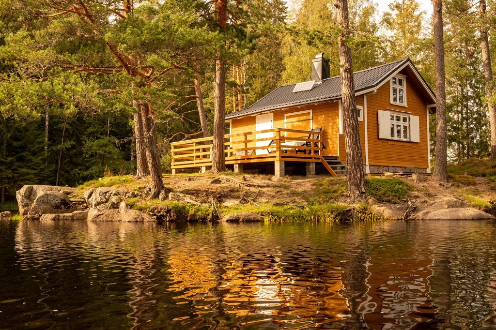 How to Living off the Grid? A Step-by-Step Guide for Beginners [2025]