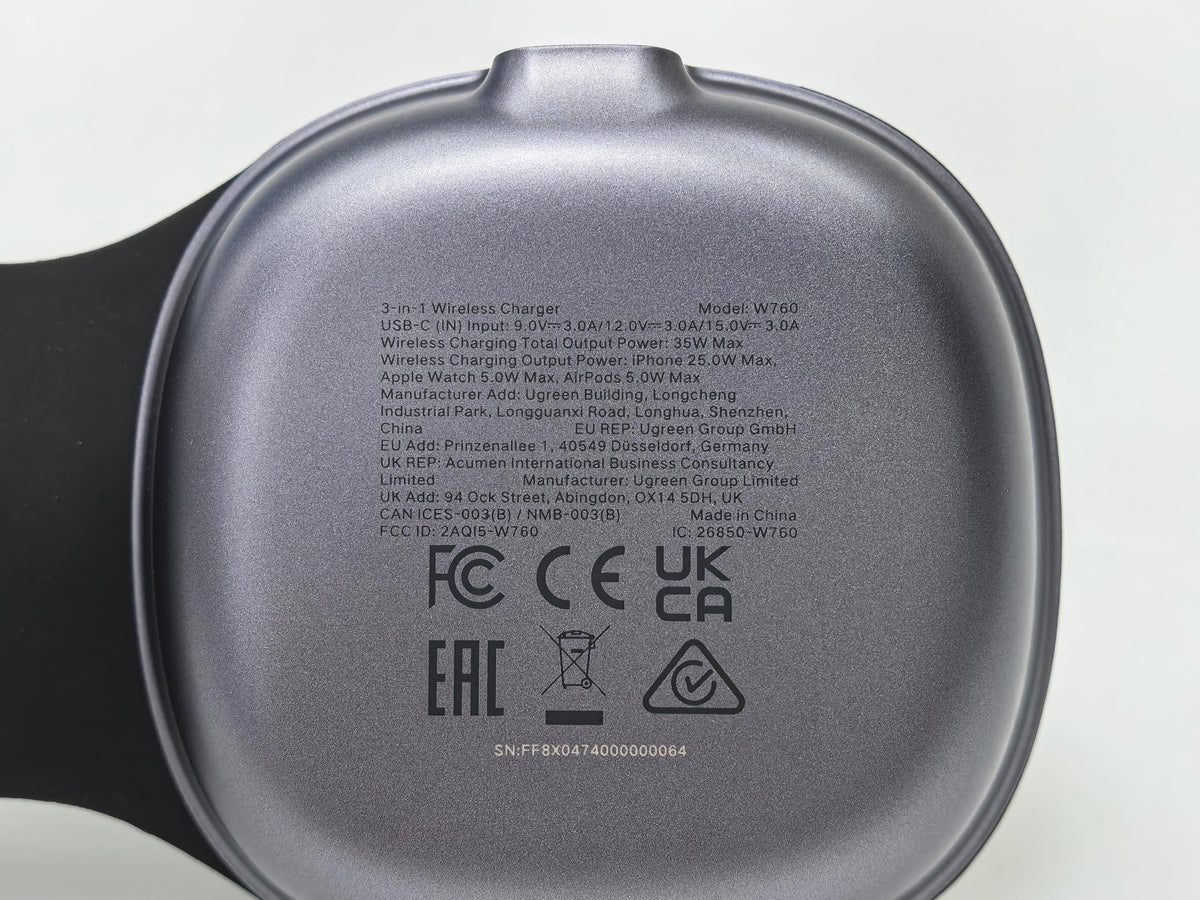 UGREEN MagFlow 25W Pocket-Sized Foldable Wireless Charger