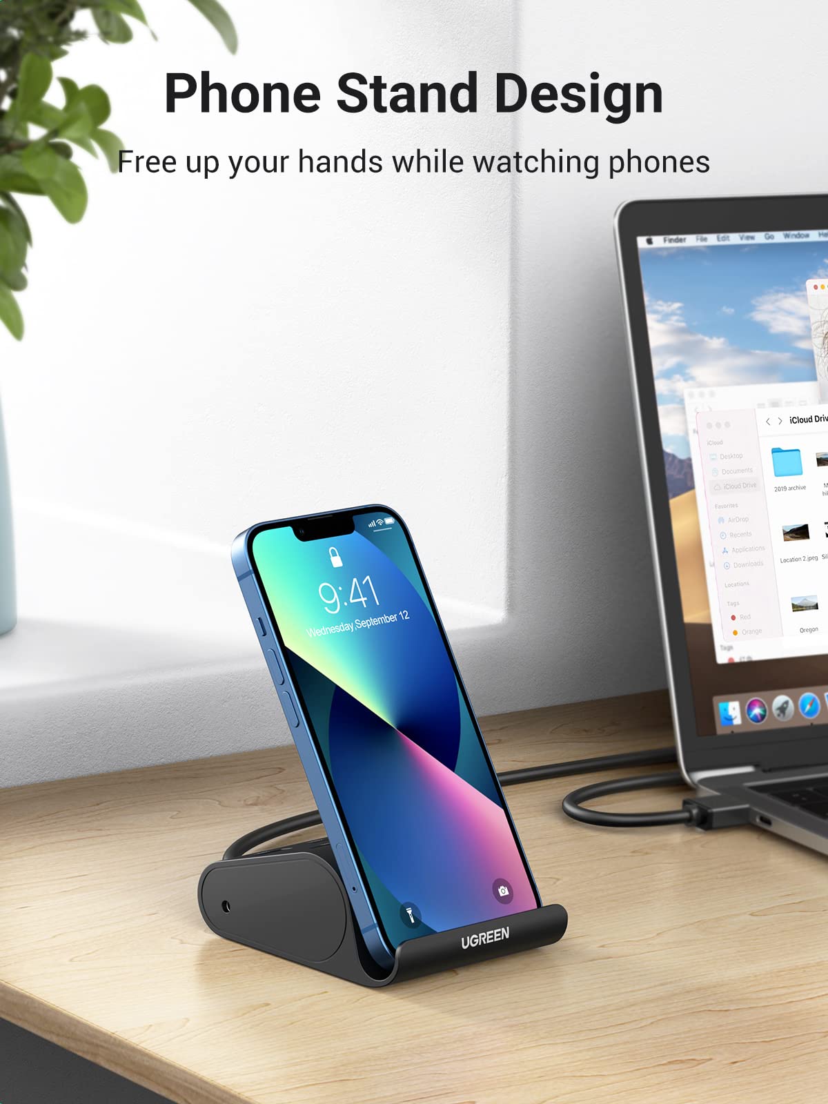 Ugreen USB 3.0 Hub Card Reader with Phone Stand